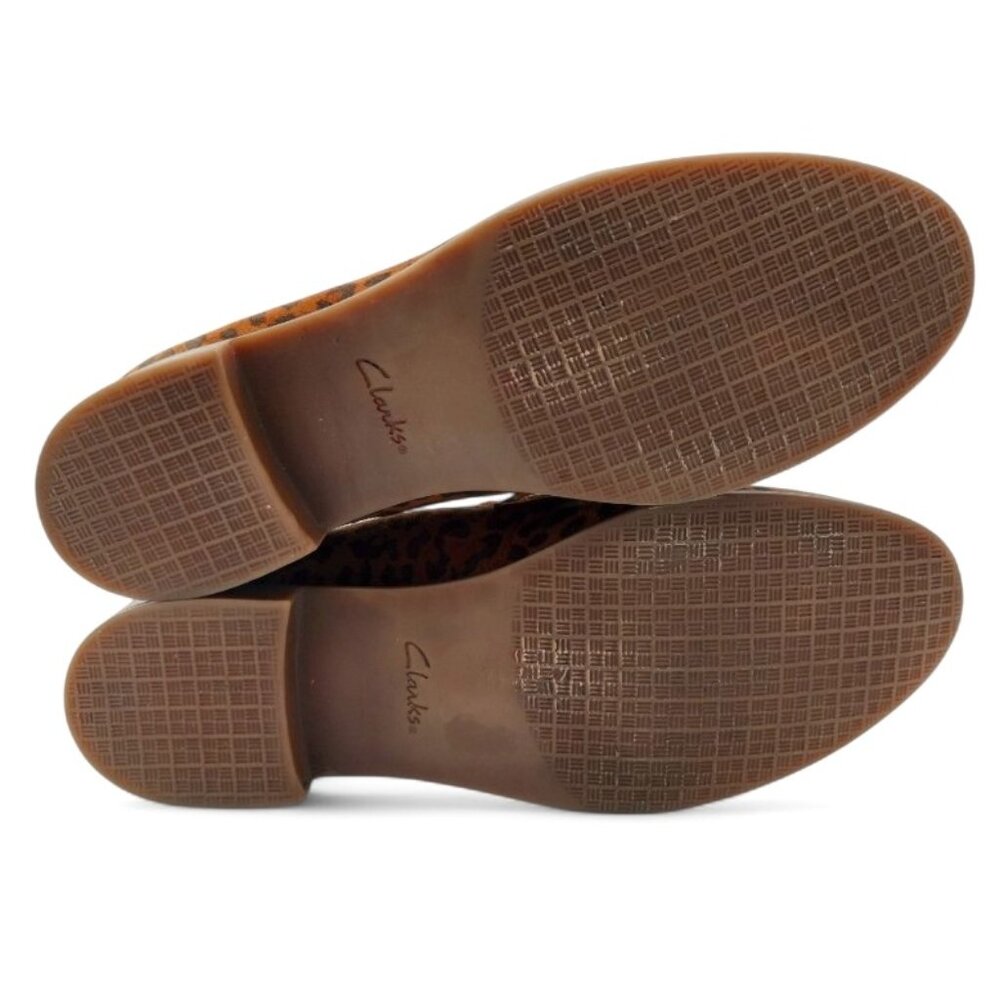 Clarks Women's Size 9.5 Trish Rose Leopard Print Loafer - Picture 16 of 16